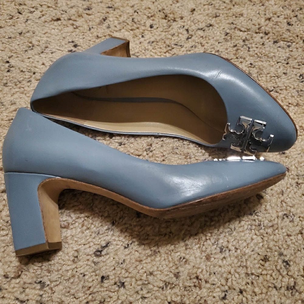 Tory burch pump